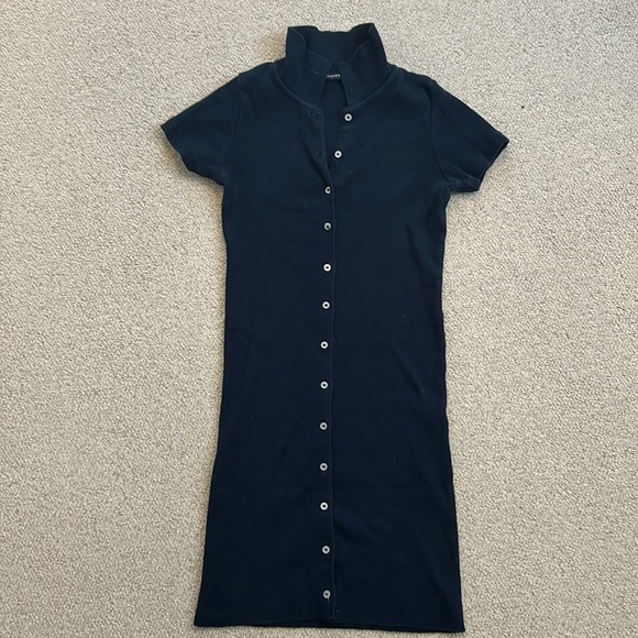 😀😀😀Brandy Melville button-up shirt dress. Navy. - Picture 3 of 8